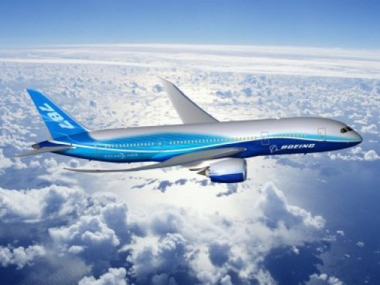 Boeing 787 Dreamliner a debutat duminică în SUA